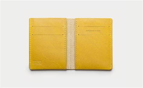 my yellow wallet dhl.